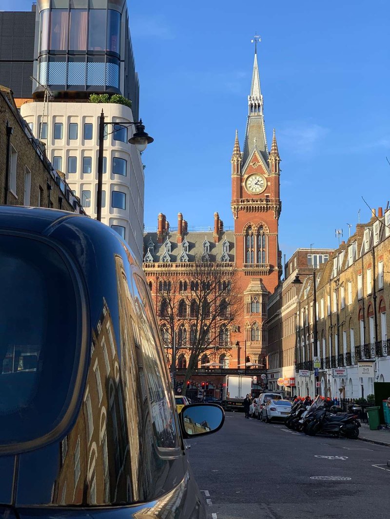 Nudge dizajn: ako využiť pomáhajúce hinty bez prekročenia hranice manipulácie