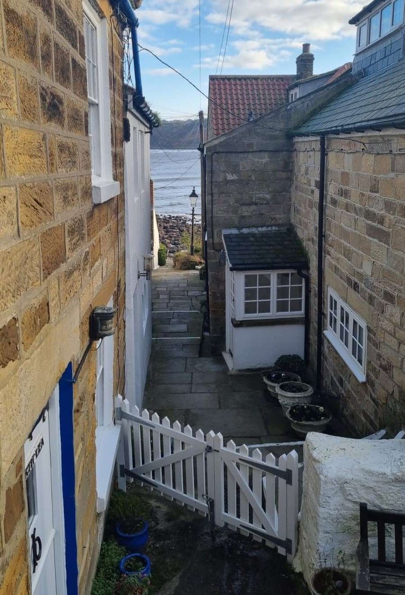 Spotrebný úver verzus kreditná karta: Rozdiely v nákladoch a využití