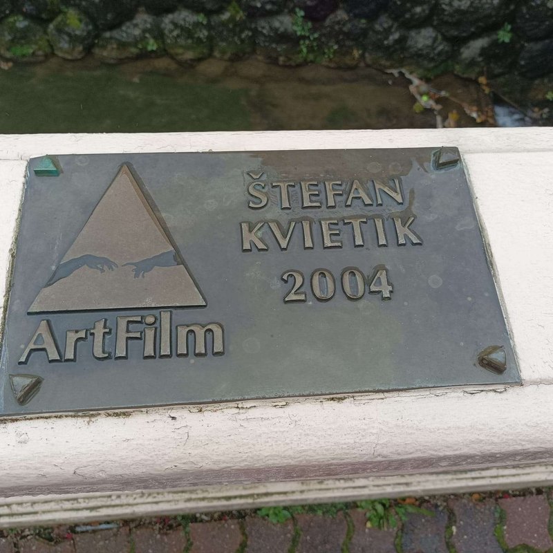 Implementácia zlepšení: Analýza odchýlok a implementácia zlepšení