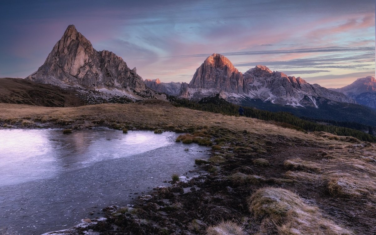 Dedenie dôchodkových aktív: Prehľad právnych mechanizmov a prenosu úspor na dedičov