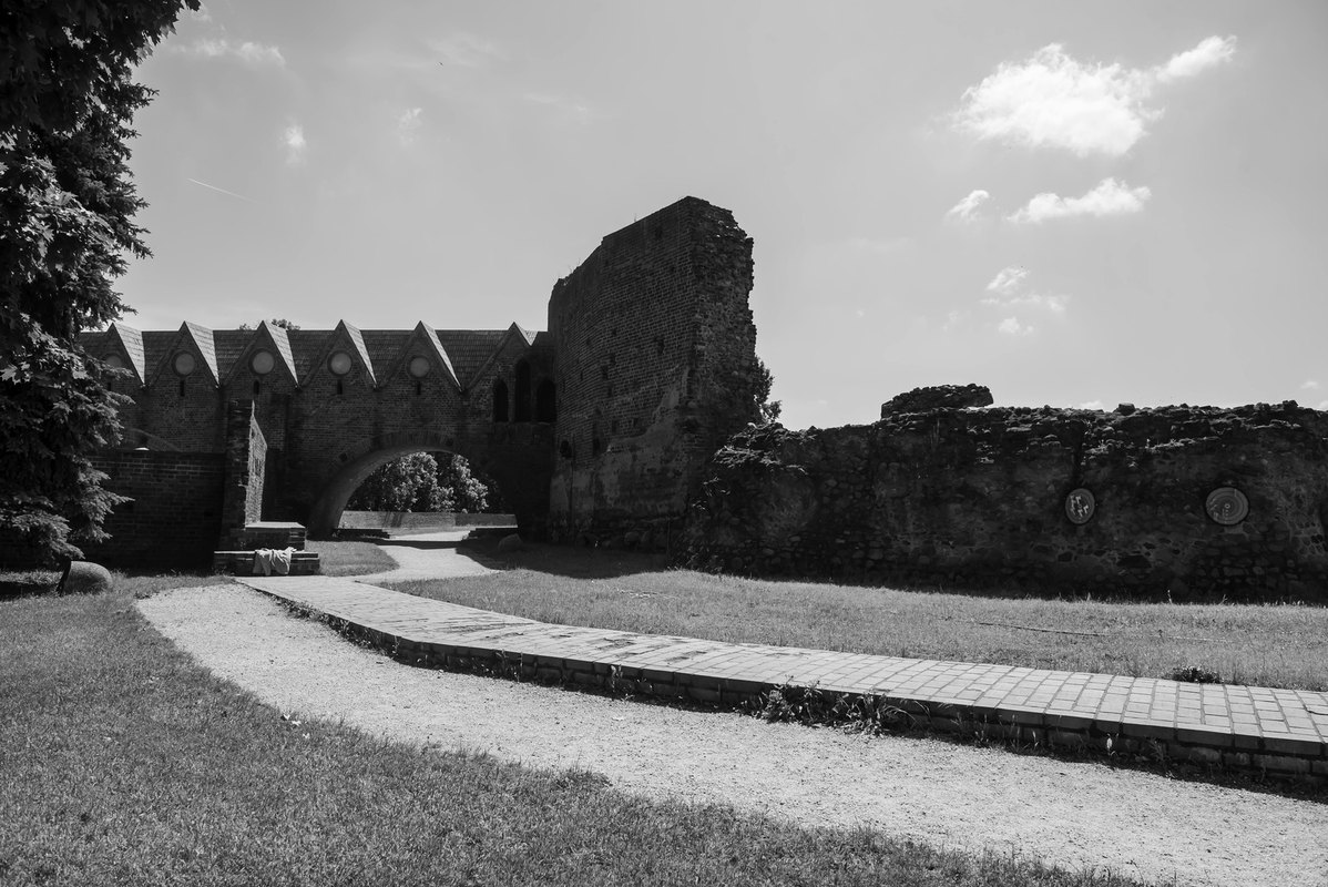 Odstránenie EXIF/metadát