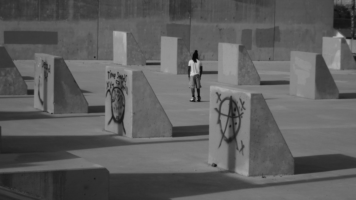 Media typy: TV, rozhlas, časopisy, noviny, plagáty, Internet