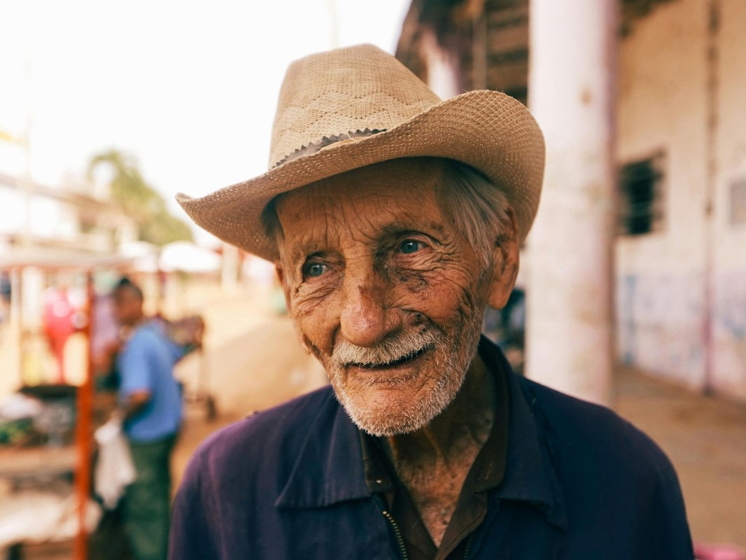 Antioxidanty a ich úloha v ochrane buniek: Voľné radikály a oxidačný stres