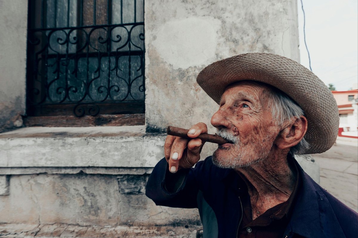 Podlahy: Vrstvy, materiály a tepelná izolace