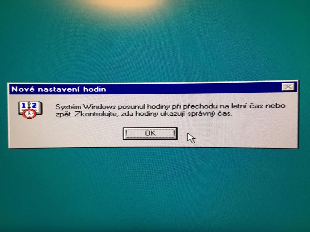 Zbrzdenie a zrýchlenie